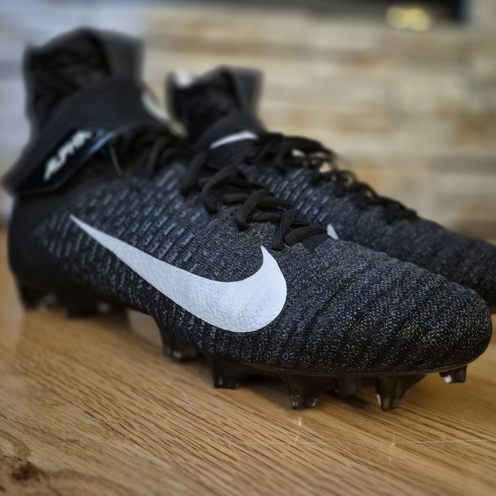 Nike Alpha Menace Elite 2 Flyknit Black Football Cleats Size 16 Mens NEW